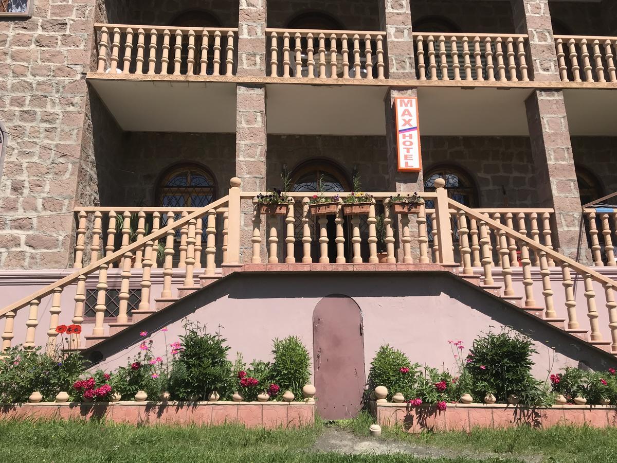 Max Hotel Gogi Alibegashvili Stepantsminda Exterior photo